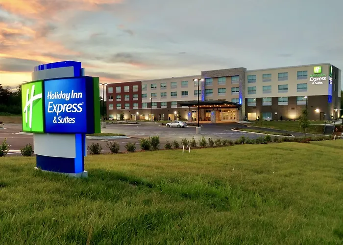 Holiday Inn Express & Suites Raleigh Airport - Brier Creek By Ihg